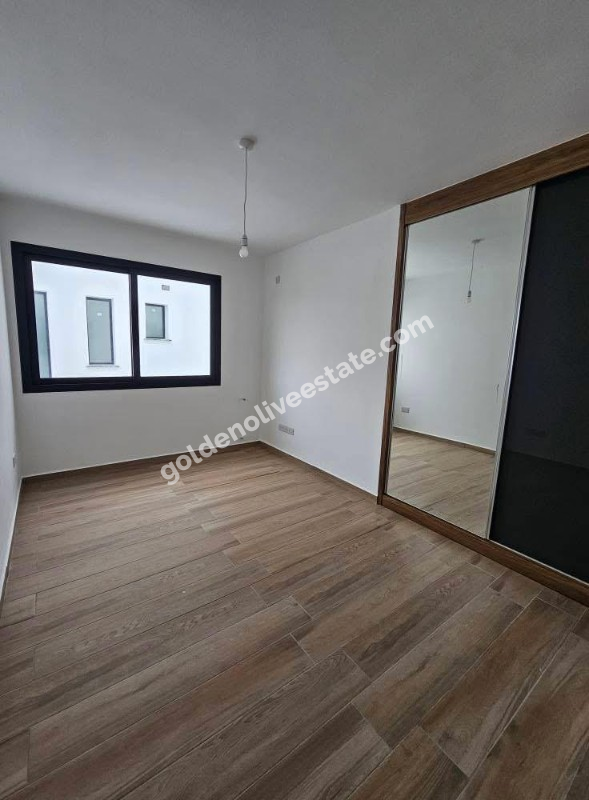 HAMİTKÖY SATILIK 3+1 KÖŞE VİLLA