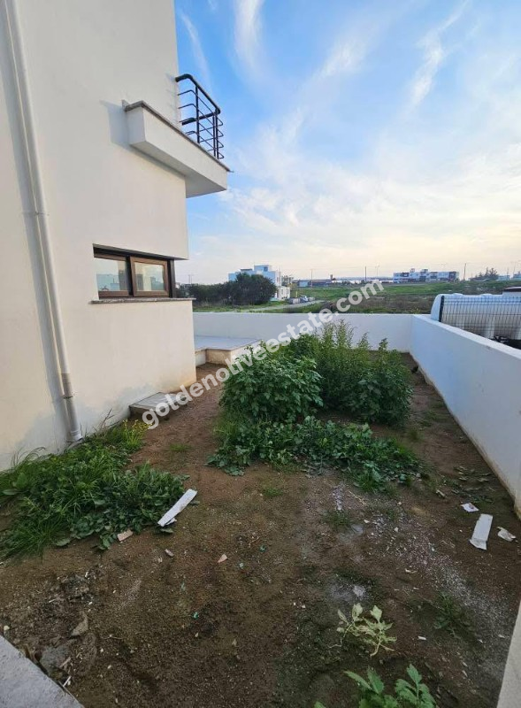 HAMİTKÖY SATILIK 3+1 KÖŞE VİLLA
