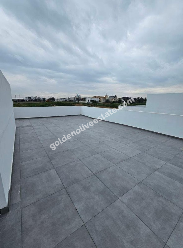 HAMİTKÖY SATILIK 3+1 KÖŞE VİLLA