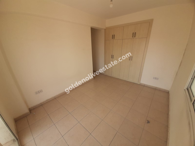 MAĞUSA MERKEZDE SATILIK 3+1 ARAKAT APT. DAİRESİ