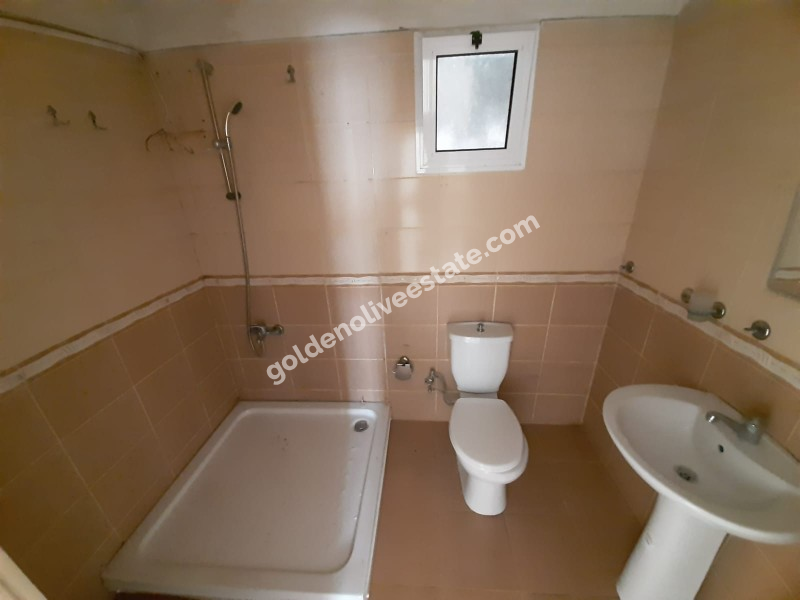 MAĞUSA MERKEZDE SATILIK 3+1 ARAKAT APT. DAİRESİ