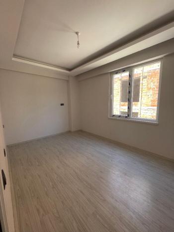 AFYON ÜÇOK EMLAKTAN HARBİŞ GAZİ MAH SATILIK SIFIR 3+1 DAİRELER 