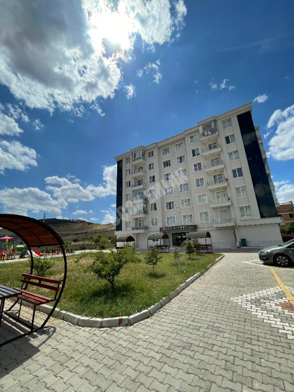 AFYON ÜÇOK EMLAKTAN KANLICA MAH SATILIK 4+1 SIFIR LÜX DAİRE