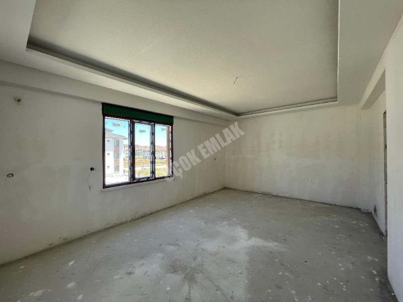 AFYON ÜÇOK EMLAKTAN KANLICA MAH SATILIK SIFIR 3+1 LÜX DAİRELER