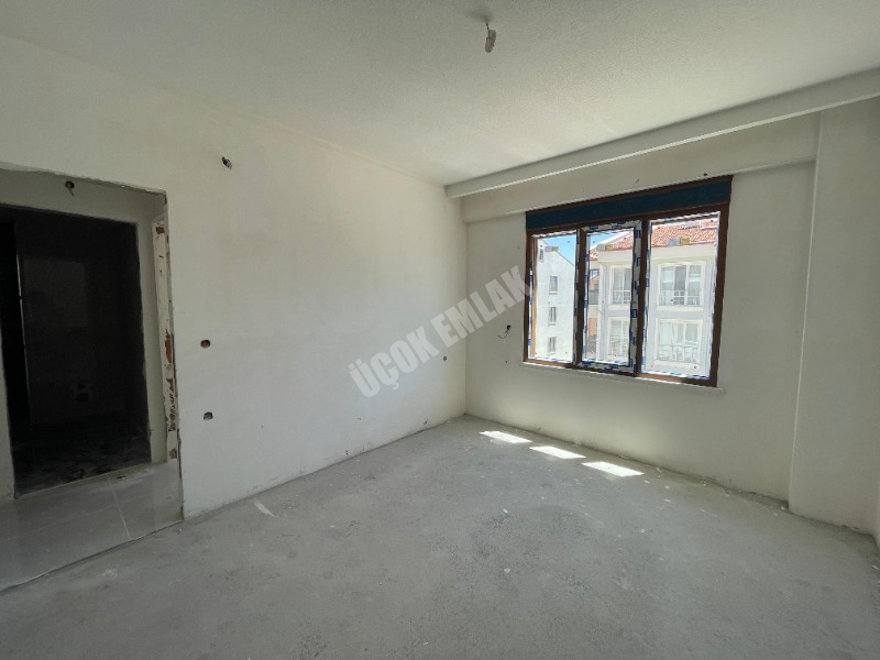AFYON ÜÇOK EMLAKTAN KANLICA MAH SATILIK SIFIR 3+1 LÜX DAİRELER
