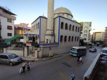 Yeşilyurt Merkezinde Satılık 2 +1 Daire 