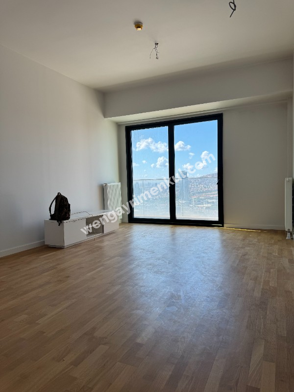 BOŞ DAİRE AND PASTEL’DE HEMEN TAŞININ SABİHA GÖKÇEN HAVALİMANI METROSUNA  ÇOK YAKIN