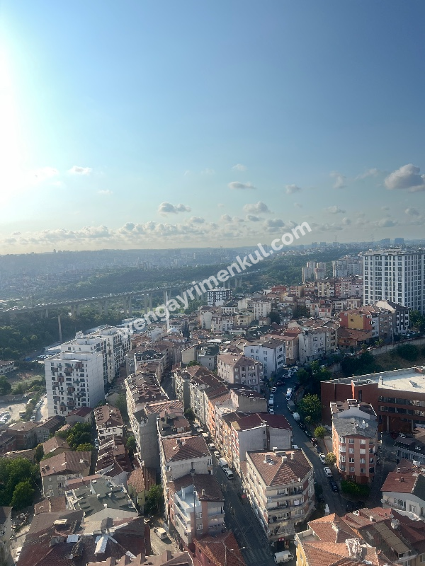 Mint E-5 Emsallerinden Uygun 1+1 Satılık Daire