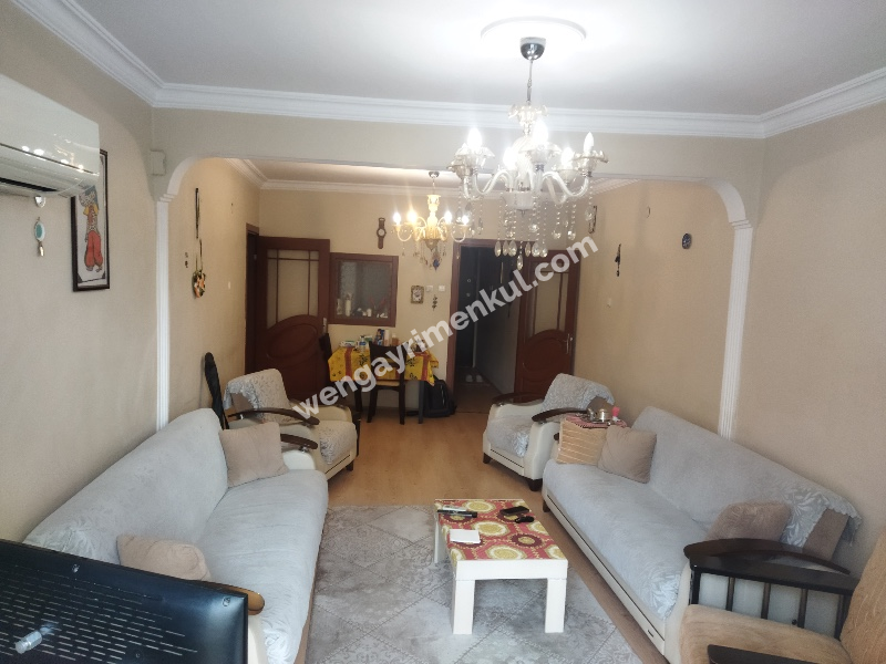 Yeşilyurt Merkezinde Satılık 2 +1 Daire 