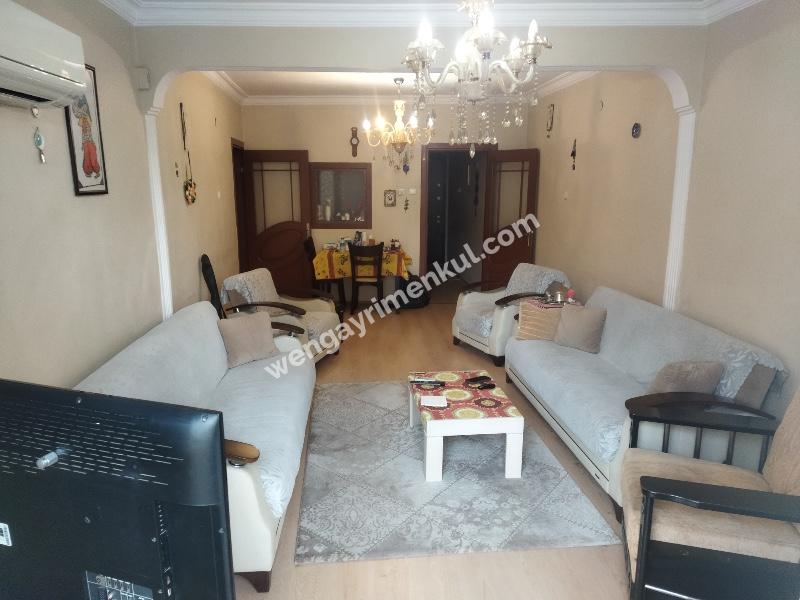 Yeşilyurt Merkezinde Satılık 2 +1 Daire 