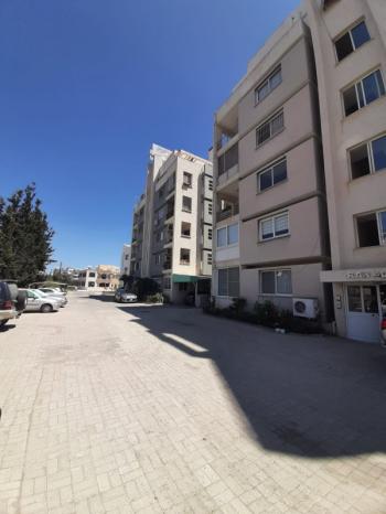 MAĞUSA MERKEZDE SATILIK 3+1 ARAKAT APT. DAİRESİ