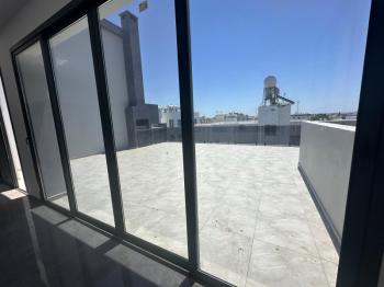 LEFKOŞA GÖNYELİ BÖLGESİNDE SATILIK  YENİ SIFIR TÜRK MALI  PENTHOUSE DAİRE 