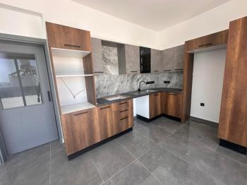 LEFKOŞA GÖNYELİ BÖLGESİNDE SATILIK  YENİ SIFIR TÜRK MALI  PENTHOUSE DAİRE 