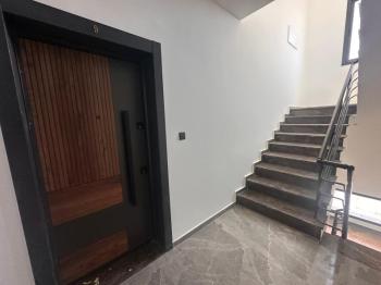 LEFKOŞA GÖNYELİ BÖLGESİNDE SATILIK  YENİ SIFIR TÜRK MALI  PENTHOUSE DAİRE 