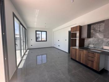 LEFKOŞA GÖNYELİ BÖLGESİNDE SATILIK  YENİ SIFIR TÜRK MALI  PENTHOUSE DAİRE 