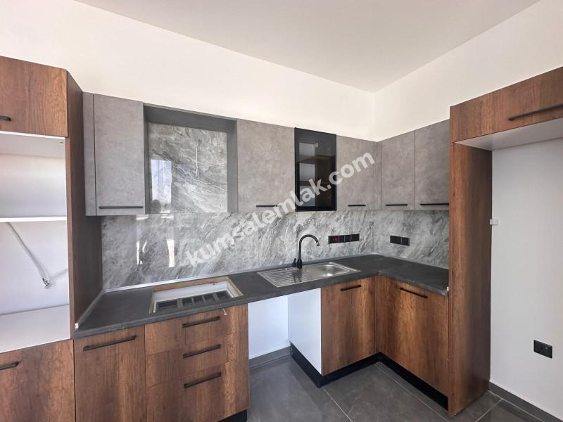 LEFKOŞA GÖNYELİ BÖLGESİNDE SATILIK  YENİ SIFIR TÜRK MALI  PENTHOUSE DAİRE 
