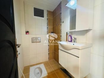 ALYANS'TAN MERKEZİ KONUMDA TEK BLOK OTOPARKLI GENİŞ 3+1