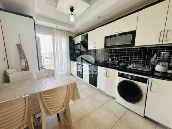 ALYANS'TAN MERKEZİ KONUMDA TEK BLOK OTOPARKLI GENİŞ 3+1