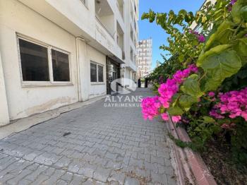 ALYANS'TAN VATAN CADDESİ ÜZERİNDE GENEL İSKANLI LÜKS GENİŞ 3+1