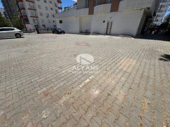 ALYANS'TAN VATAN CADDESİ ÜZERİNDE GENEL İSKANLI LÜKS GENİŞ 3+1