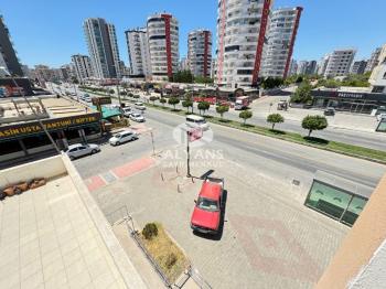 ALYANS'TAN VATAN CADDESİ ÜZERİNDE GENEL İSKANLI LÜKS GENİŞ 3+1