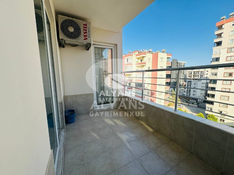 ALYANS'TAN MERKEZİ KONUMDA TEK BLOK OTOPARKLI GENİŞ 3+1