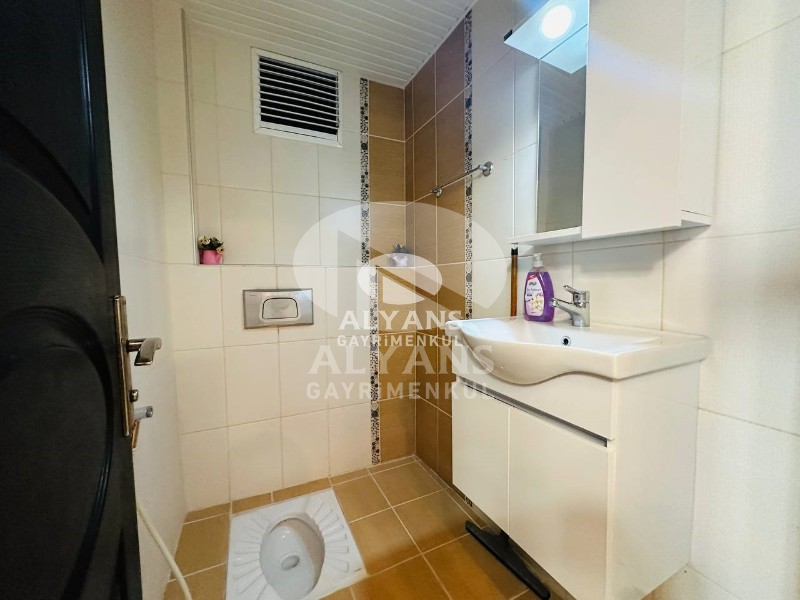 ALYANS'TAN MERKEZİ KONUMDA TEK BLOK OTOPARKLI GENİŞ 3+1