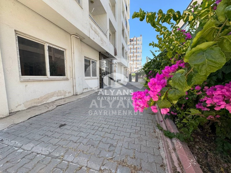 ALYANS'TAN VATAN CADDESİ ÜZERİNDE GENEL İSKANLI LÜKS GENİŞ 3+1