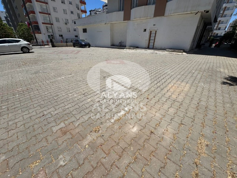 ALYANS'TAN VATAN CADDESİ ÜZERİNDE GENEL İSKANLI LÜKS GENİŞ 3+1