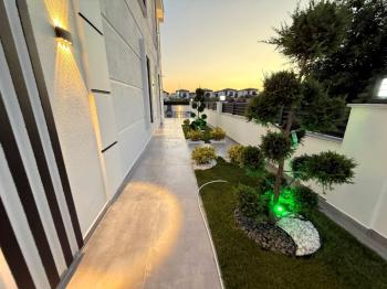 Didim'de 300 Metre Arsa Üzerinde Satılık 4+1 Villa