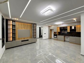 Didim'de 300 Metre Arsa Üzerinde Satılık 4+1 Villa