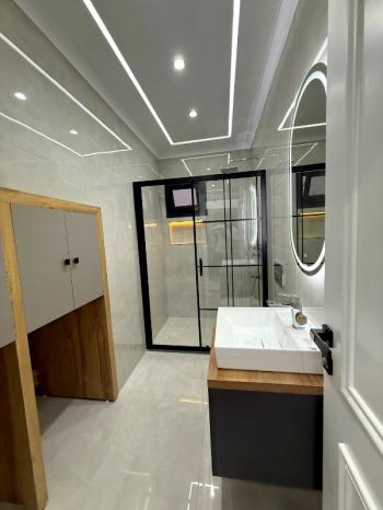 Didim'de 300 Metre Arsa Üzerinde Satılık 4+1 Villa