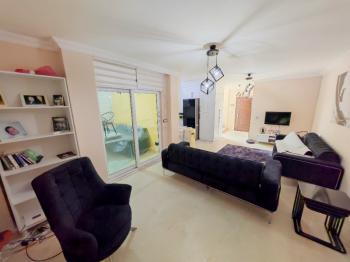 Didim Özgür Deniz Sitesi'nde Denize Yakın Satılık Havuzlu Villa