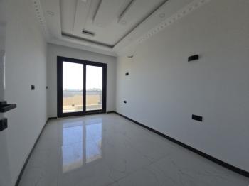 Altınkum da Havuzlu Site İçerisinde Satılık 3+1 Yazlık Villa
