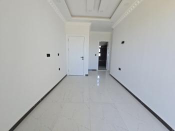 Altınkum da Havuzlu Site İçerisinde Satılık 3+1 Yazlık Villa
