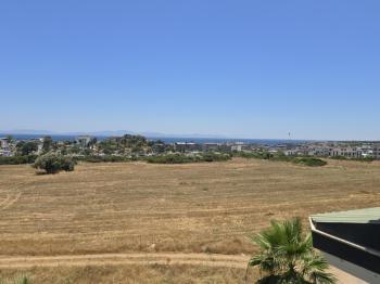 Altınkum da Havuzlu Site İçerisinde Satılık 3+1 Yazlık Villa