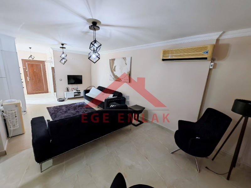 Didim Özgür Deniz Sitesi'nde Denize Yakın Satılık Havuzlu Villa