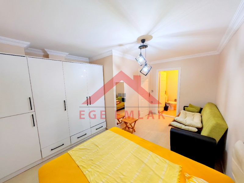 Didim Özgür Deniz Sitesi'nde Denize Yakın Satılık Havuzlu Villa