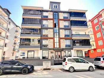 GÜVENAY – ÇORUM KEVSER CAMİİ CİVARI SATILIK LÜKS 3+1 DAİRE