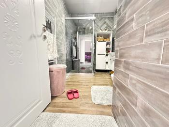 GÜVENAY – ÇORUM KEVSER CAMİİ CİVARI SATILIK LÜKS 3+1 DAİRE