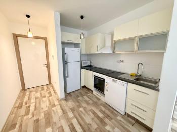 Girne Merkezde Lüks 2+1 Kiralık Daire 