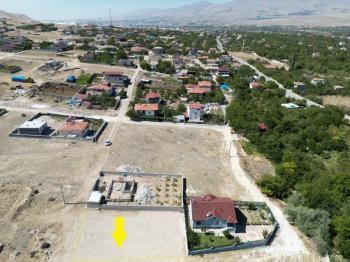 NİĞDE  FATİH   EMLAKTANYENİ GÜMÜŞTE 614 M2 SATILIK ARSA 