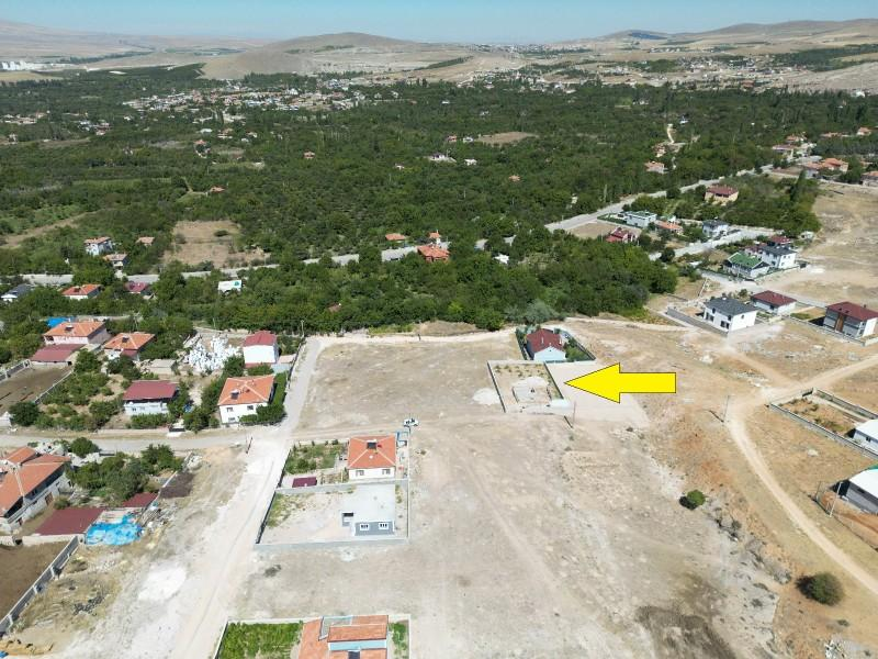 NİĞDE  FATİH   EMLAKTANYENİ GÜMÜŞTE 614 M2 SATILIK ARSA 