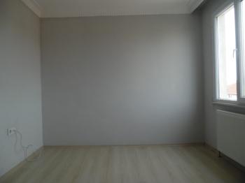 SİLİVRİ DEĞİRMENKÖYDE SATILIK ARA KAT 2+1 DAİRE 