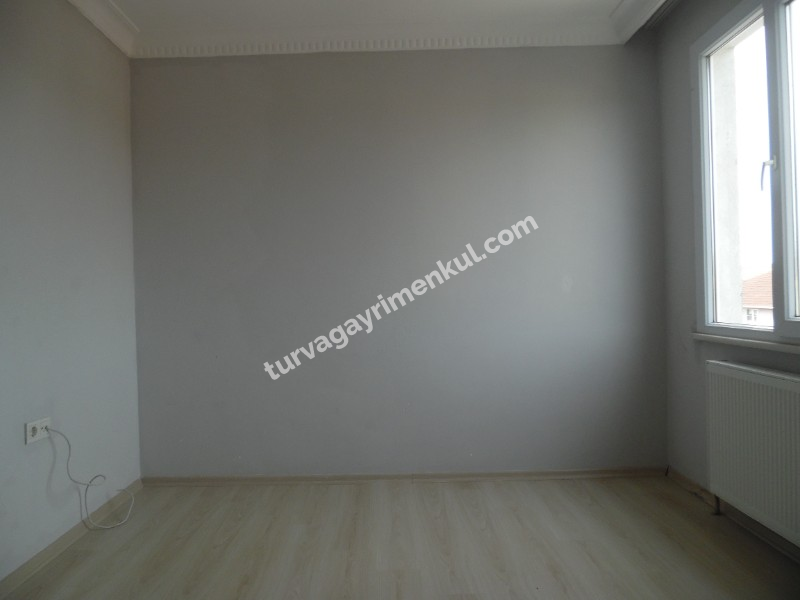SİLİVRİ DEĞİRMENKÖYDE SATILIK ARA KAT 2+1 DAİRE 