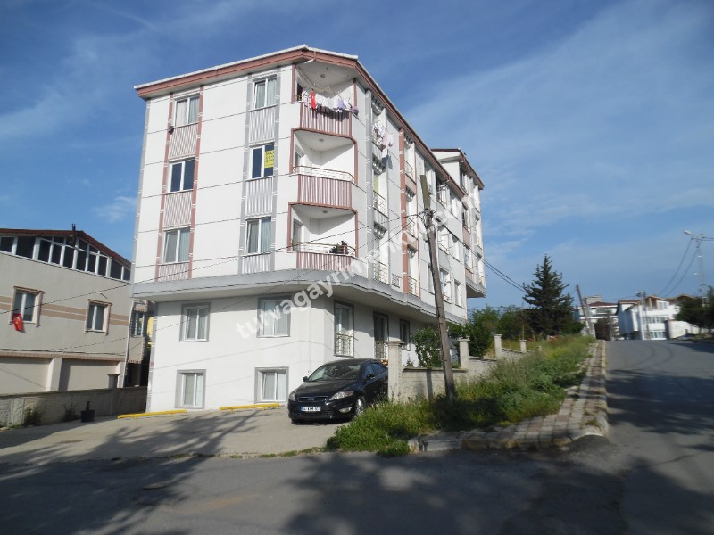 SİLİVRİ DEĞİRMENKÖYDE SATILIK ARA KAT 2+1 DAİRE 