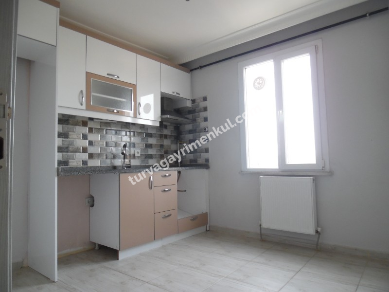 SİLİVRİ DEĞİRMENKÖYDE SATILIK ARA KAT 2+1 DAİRE 