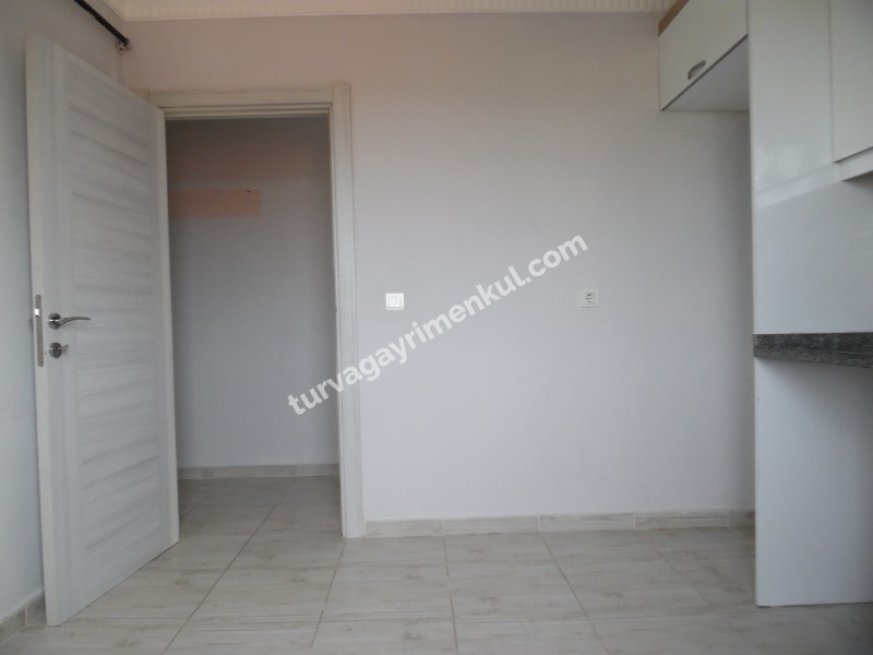 SİLİVRİ DEĞİRMENKÖYDE SATILIK ARA KAT 2+1 DAİRE 