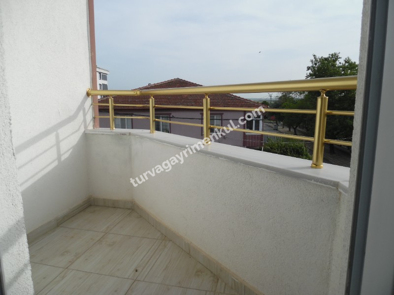 SİLİVRİ DEĞİRMENKÖYDE SATILIK ARA KAT 2+1 DAİRE 