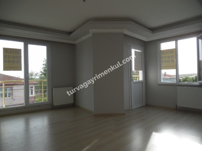 SİLİVRİ DEĞİRMENKÖYDE SATILIK ARA KAT 2+1 DAİRE 